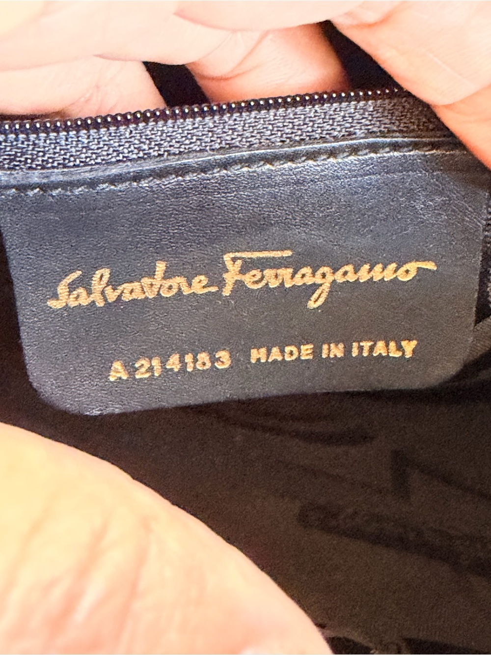 Ferragamo Croc Embossed Black Crossbody Bag💝💝💝 - Picture 7 of 9